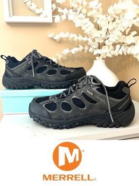 Merrell Waterproof Outdoor Hikers Black/Granite Size 10 Like New!